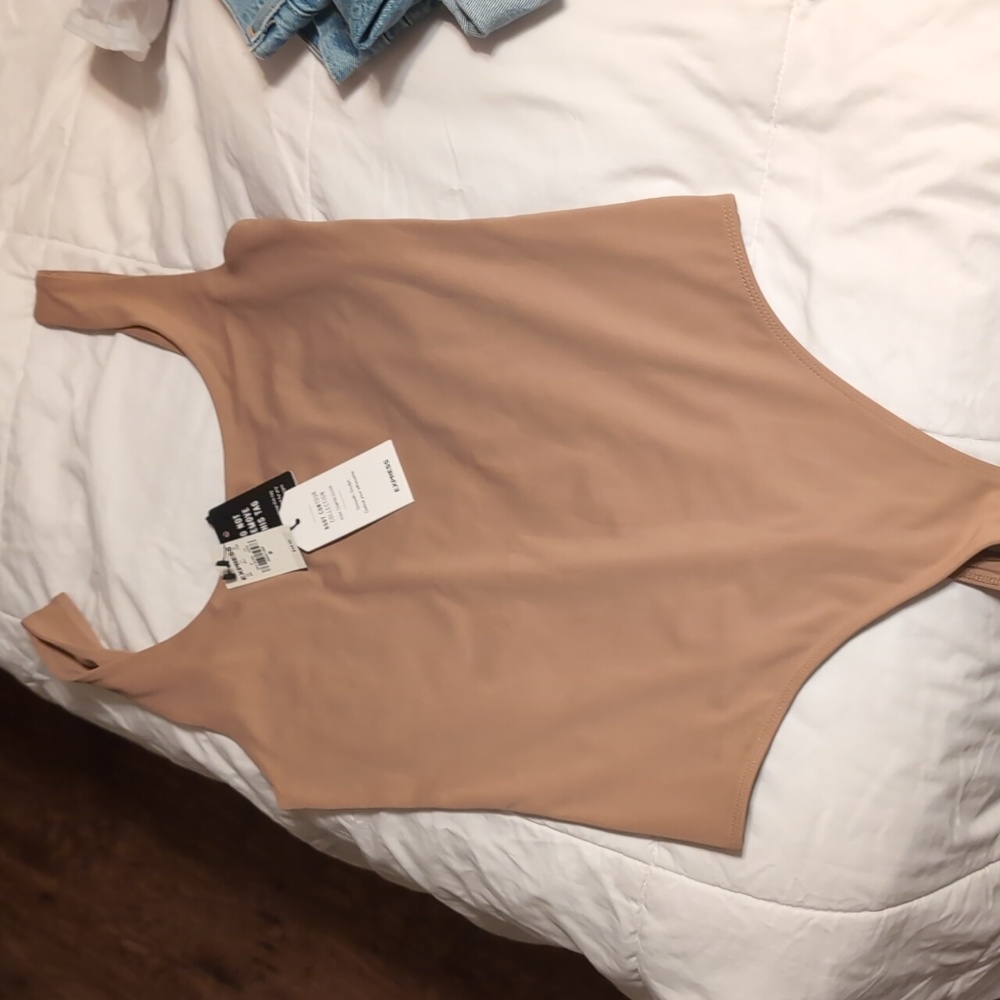 Express body contour bodysuit